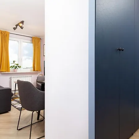 Nowowiejska By Renters *